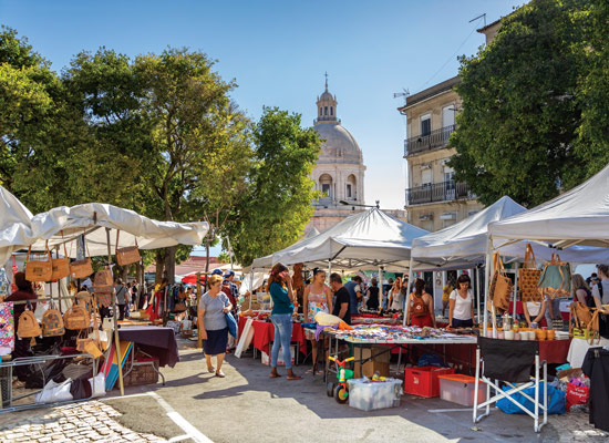 Feira da Ladra Lisbonne Tramway